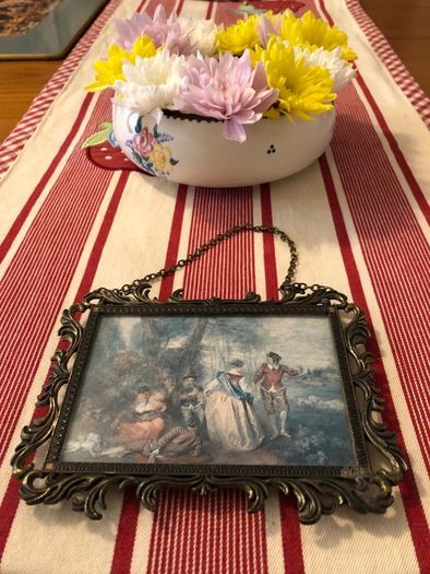 Vintage Made In Italy Rococo Gold Frame Hanging Chain Picture