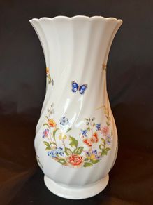 Large Aynsley Vase