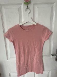 Pink tshirt