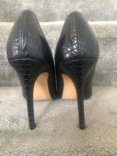 Mango heels