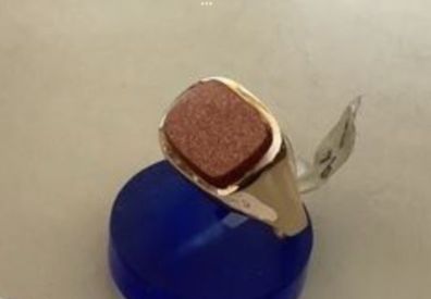 New 9ct Gold Ring. Having A Very Unusual Gold Stone. (GREAT PRICE)