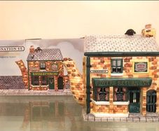 Coronation Street - Rovers Return - Teapot