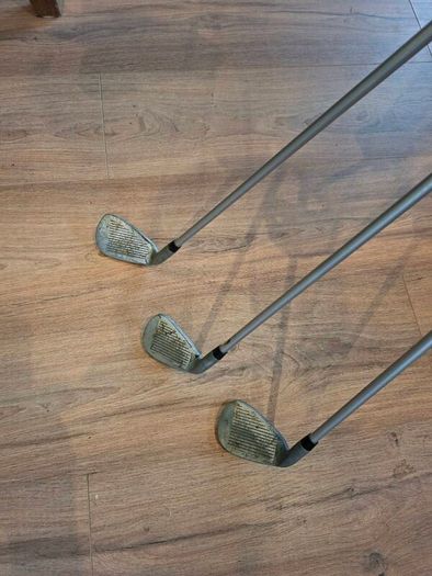 golf clubs