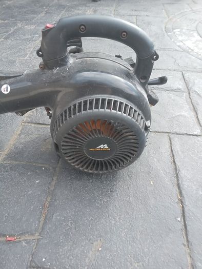 Mcculloch gbv 325leafblower