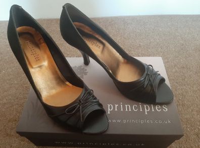 Brand New Principles Women's Shoes, Size 40, Cost eighty-five euro.