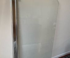 bath screen