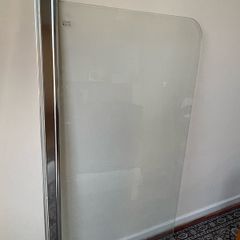 bath screen