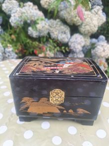 box antique