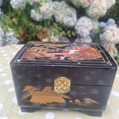 box antique