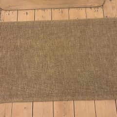Kukoon rug 76cm x 150cm and anti slip mat