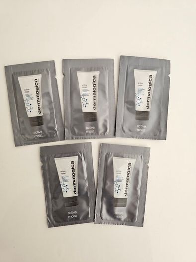 Dermalogica "Active Moist" skincare cream sachets