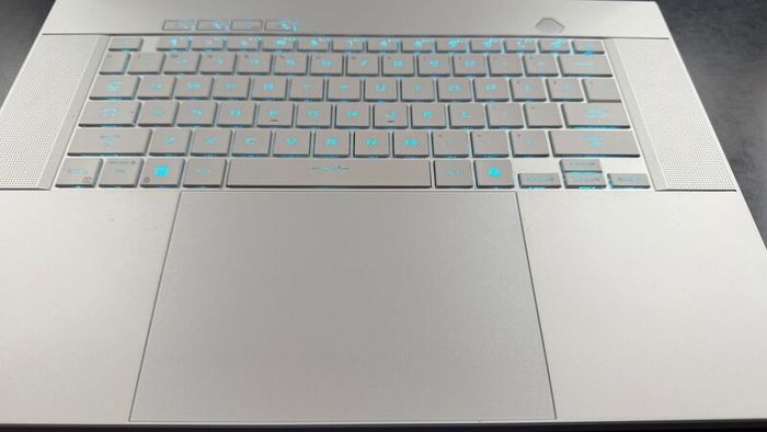 Sus Rog Zephyrus G16 Oled - Ryzen Ai 9 / Rtx 4070 / 32gb Ram / 2tb Ssd