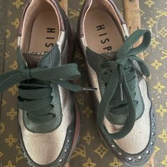 Hispanics trainers