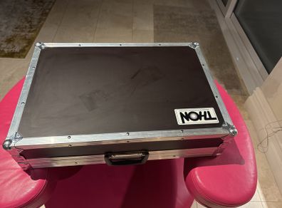 Thon case for Line 6 Helix LT