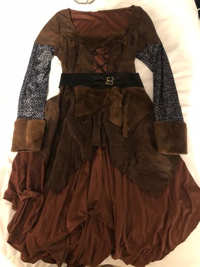 Viking Barbarian Queen Costume (M) Perfect condition