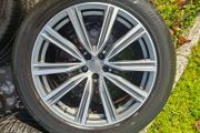 21" Genuine Audi Q8 S Line Alloys with tyres