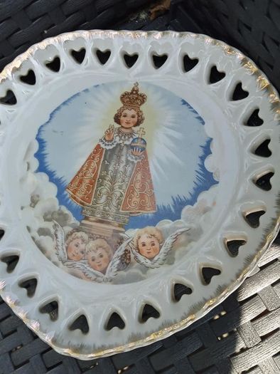 Beautiful Vintage Heart Shaped Plate
