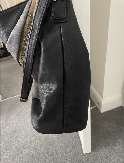 hand bag