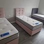 Single bed in pink color