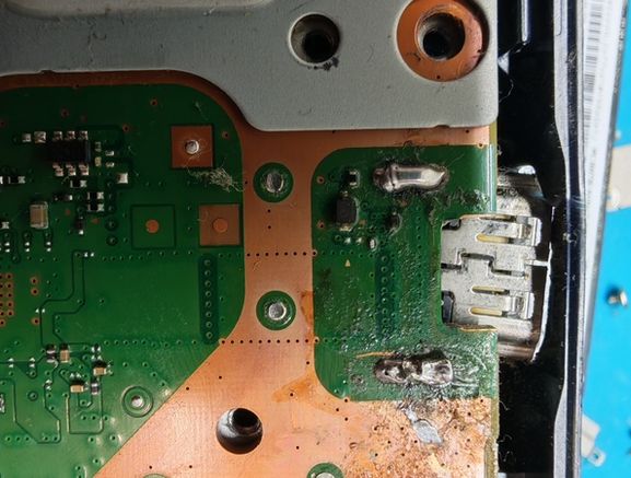 PS5 HDMI Port Repair - Cleaning & Liquid Metal Service