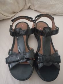 Clarkes ladies sandals