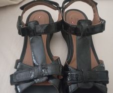 Clarkes ladies sandals
