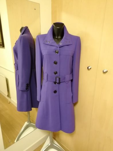Women's Coat Size 16