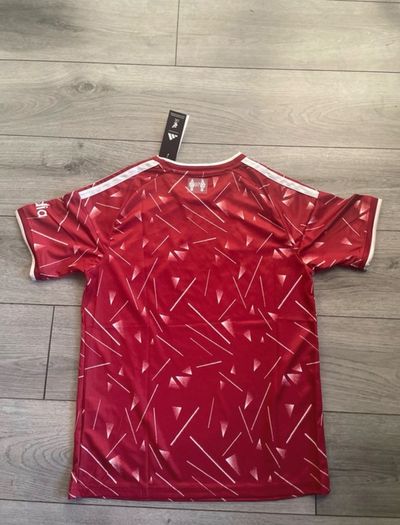 26/27 Liverpool Home Jersey Size M