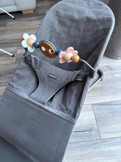Baby bjorn bouncer