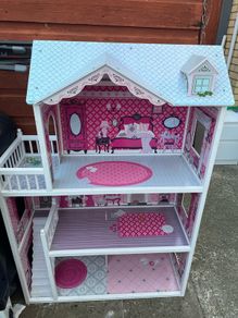 doll house