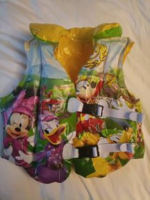 Swimming vest