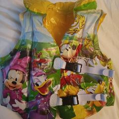Swimming vest