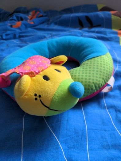Baby neck pillow for airplane