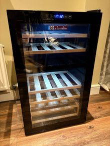 Wine fridge la Someliere
