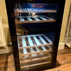 Wine fridge la Someliere