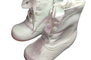 Girls' shoes boots lacquered.