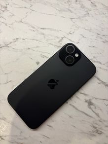 iPhone 15 256GB