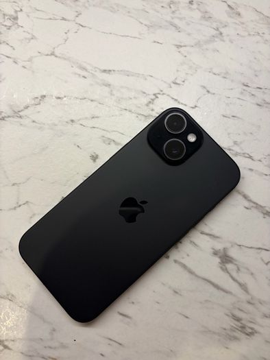 iPhone 15 256GB