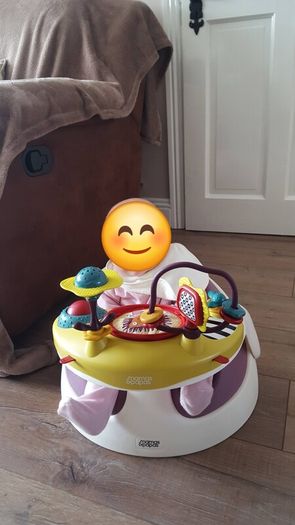 Mamas & Papas Baby Snug with Play Tray
