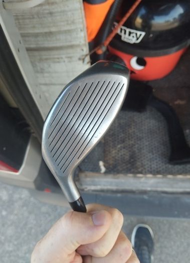 golf clubs