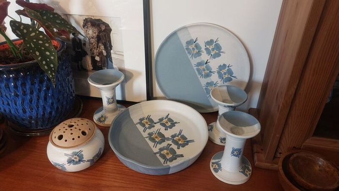 Fabulous Shallow Display Bowl/Platter, Hand-Potted by the Popular and Collectable Irish Potter Suzanne May, Circa 1990's.