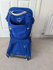 Backpack to carry child