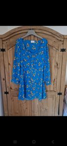 Blue Floral Savida Dress. Size 14