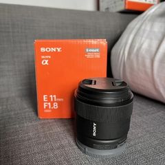 Sony SEL11F18 - 11mm F1.8 APS-C Wide Angle Lens