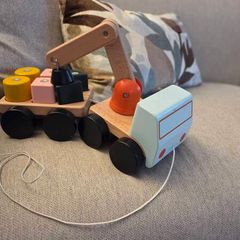 Wooden crane toy