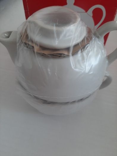 New marks and Spencer CAFE tea for one