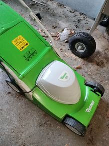 Lawnmower