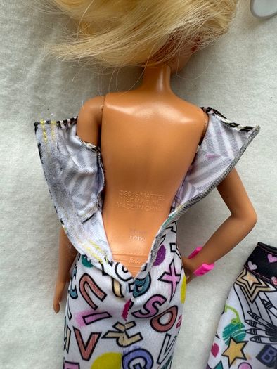 Barbie Crayola Mattel Color In Fashions Blonde FPH90 Used  Please look the pictures