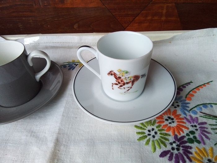 Two Quality Espresso Coffee Cups & Saucers