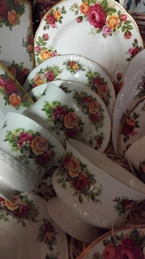 21piece Vintage Tea Set